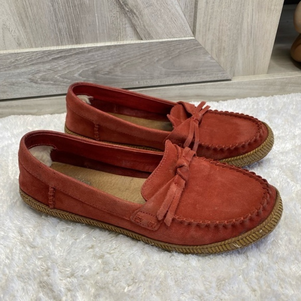 UGG Round Moc Suede Tie Slip-on 7
